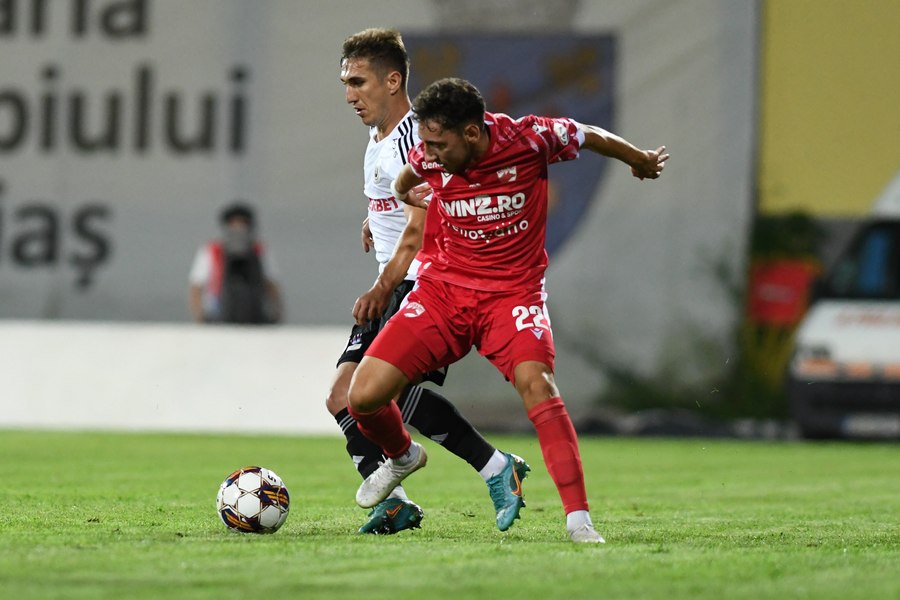 După trei eşecuri consecutive, Dinamo a smuls primul punct de la începutul campionatului