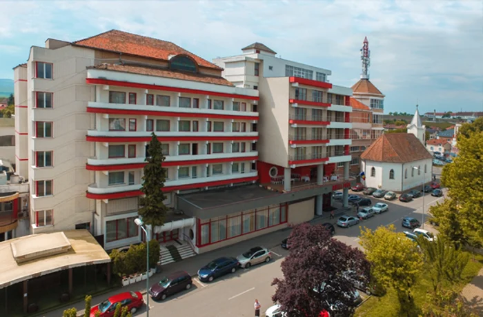 Hotelul Parc este închis din 2020 FOTO Adevărul