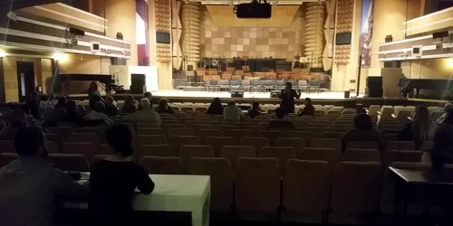 5bc5d284df52022f7590257b jpg