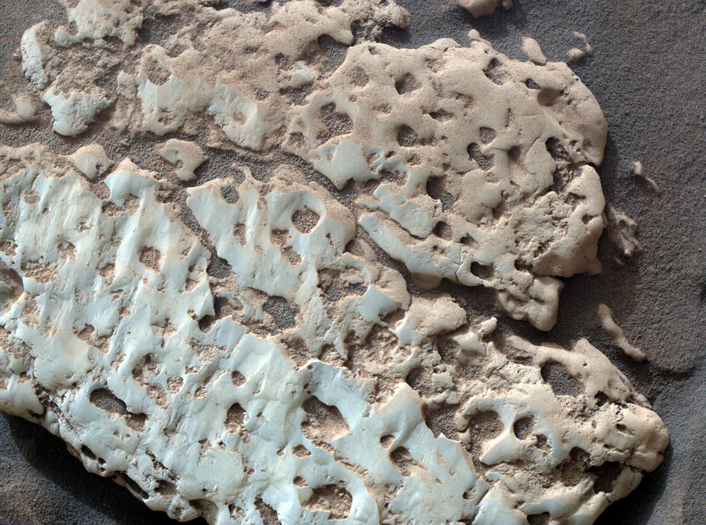 Rover-ul NASA Curiosity a găsit cristale de sulf pur. FOTO NASA/JPL-Caltech/MSSS
