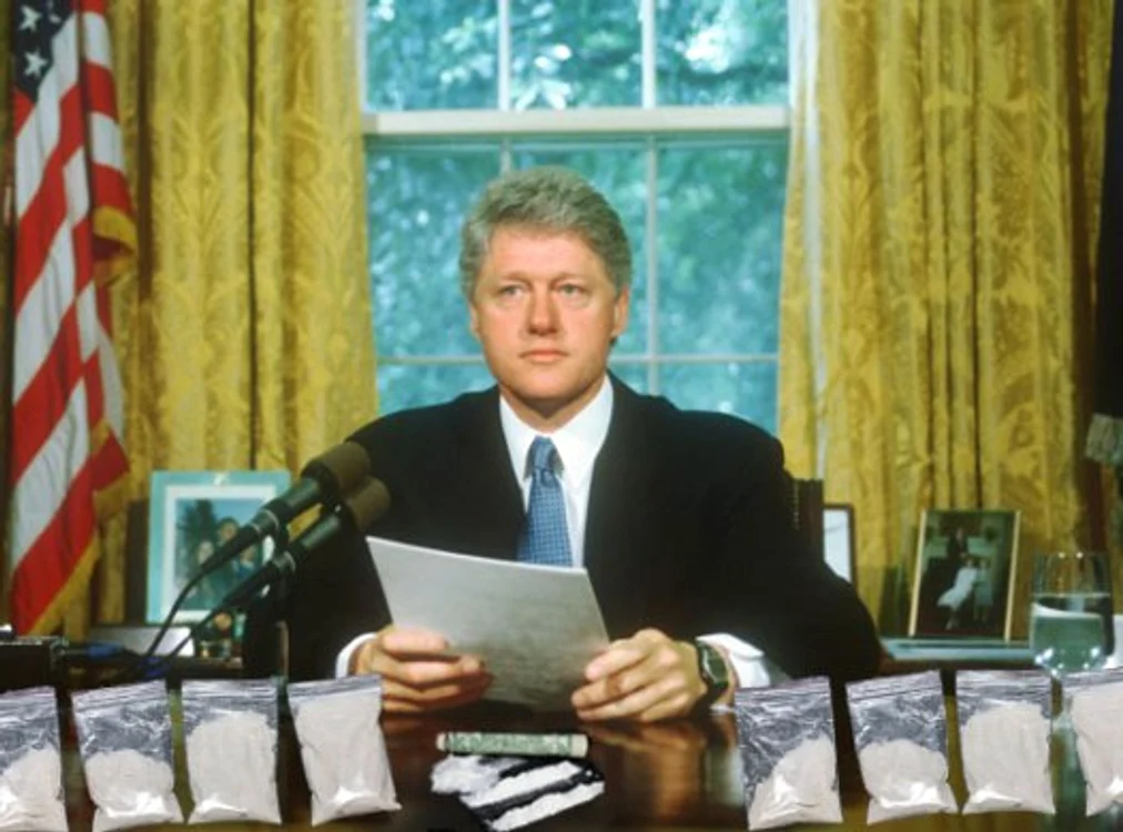 
    Familia Clinton are câteva secrete întunecate care nu ar dori să ajungă în atenția publiculuiFoto Radaronline.com  