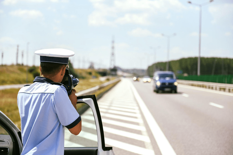 A bătut toate recordurile Poliției Rutiere. Șofer prins de şase ori fără permis, în ultimii zece ani