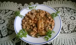 tocanita de ciuperci pleurotus si fasole alb jpeg