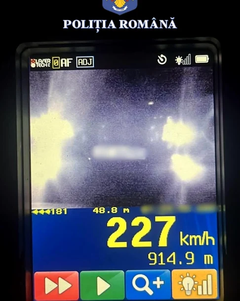 Șoferul a depășit cu peste 100 km/h viteza legală FOTo: IPJ Olt
