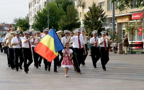 parada fanfarelor