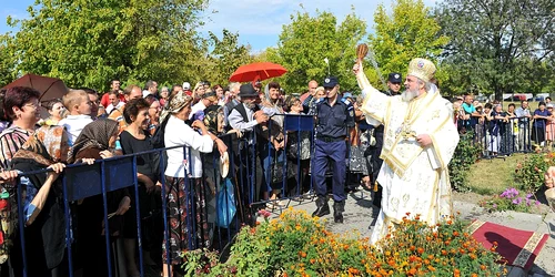 Patriarhul Daniel, la Mizil. Foto ziarul Lumina