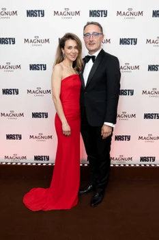 Tudor Giurgiu și Andreea Vasile cu „Nasty” la Cannes. FOTO: Profimedia