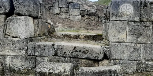 cetatea dacica blidaru foto consiliul judetean hunedoara