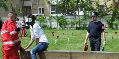 admitere pompieri foto adevarul