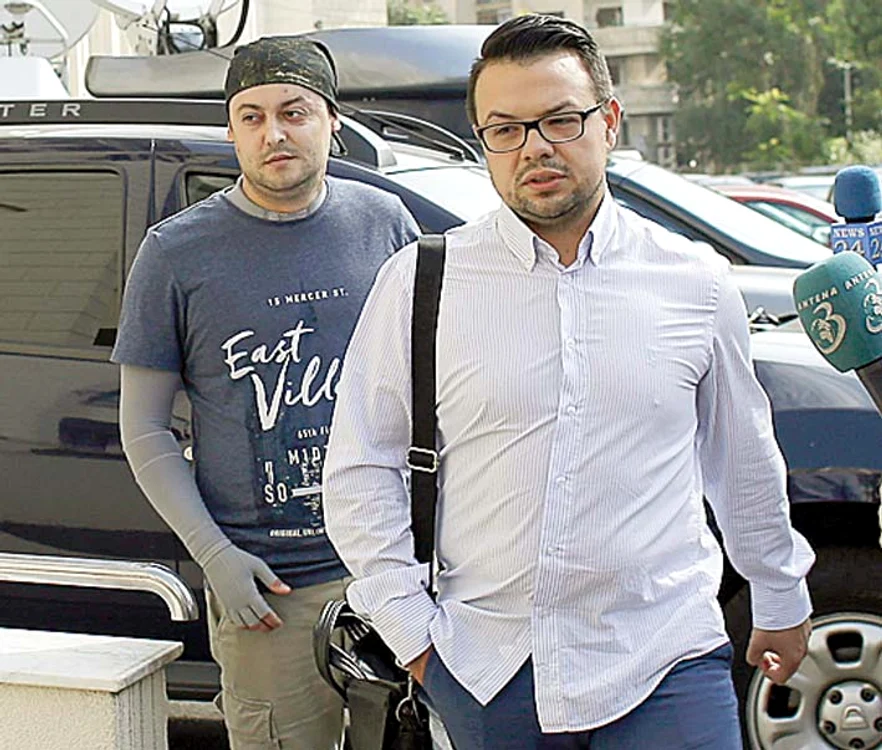 Artificierul  a venit la  Parchet împreună  cu avocatul său
