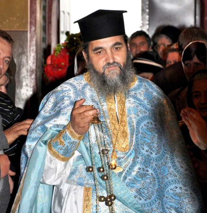 Părintele Marian din Videle este considerat un sfânt printre enoriaşi foto: Părintele Marian Videle