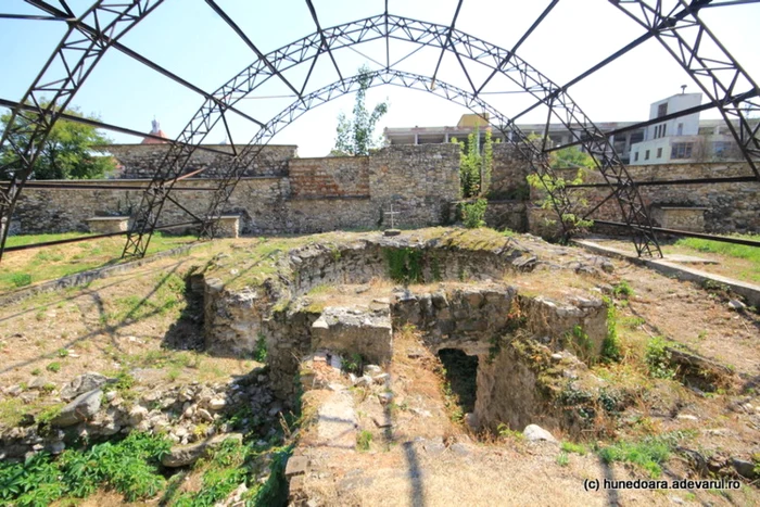 cetatea medievala orastie foto daniel guta