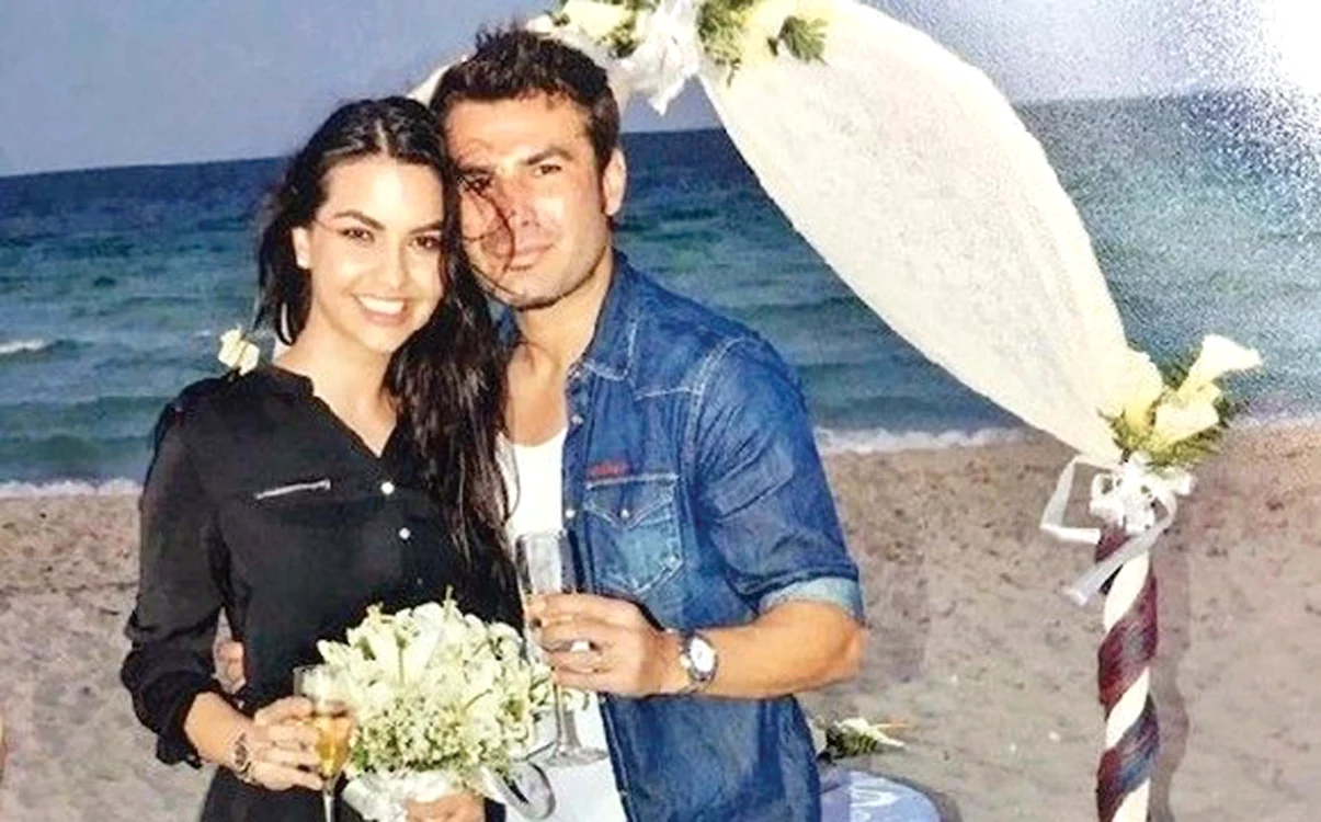 Adi Mutu și Sandra s-au cununat pe plajă în Cuba