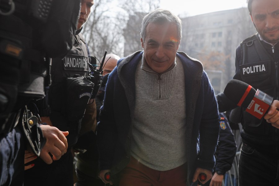 Călin Georgescu, acuzat că a emis ordine de plată false de 1,1 milioane de euro