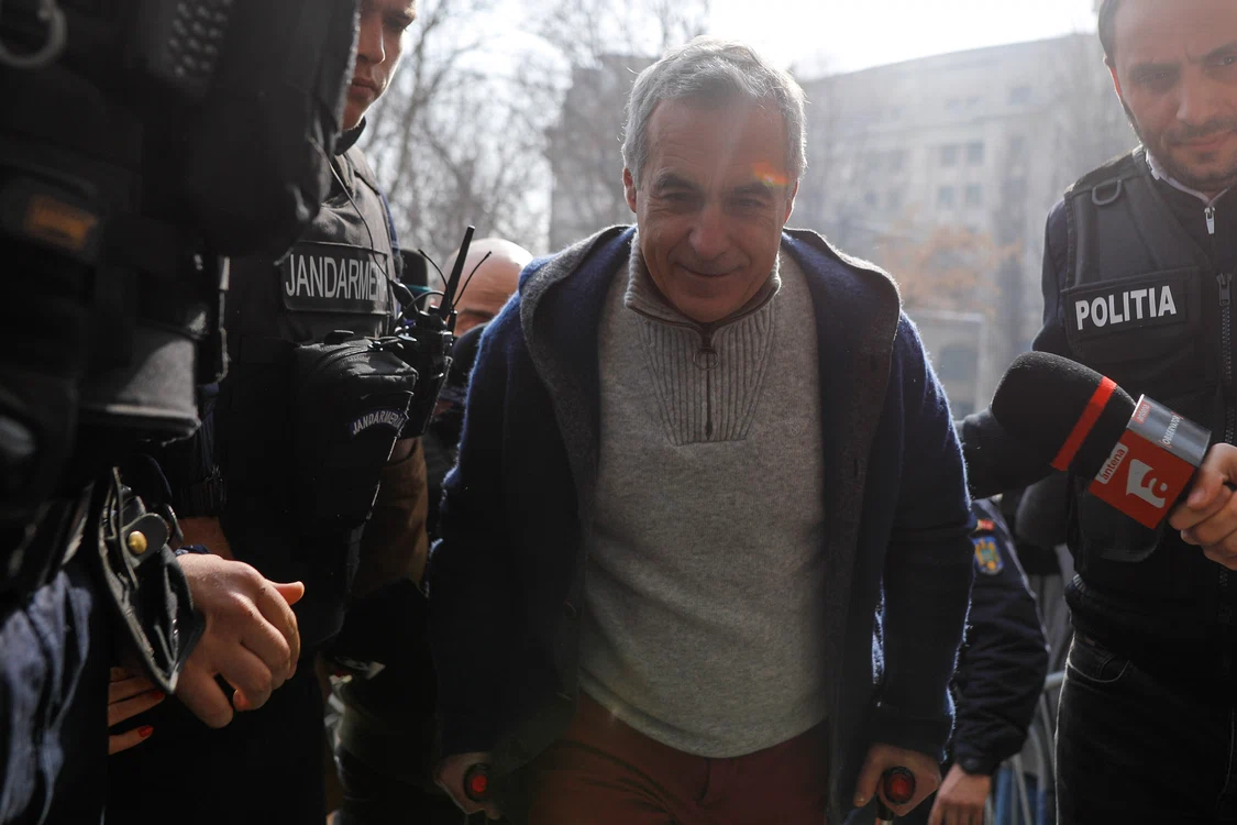 Cele mai mari publicații din Rusia au scris despre ridicarea lui Călin Georgescu FOTO Inquam Photos 