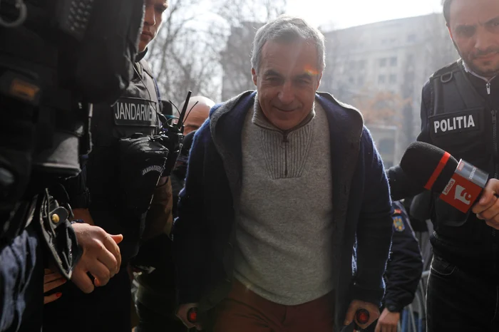 Cele mai mari publicații din Rusia au scris despre ridicarea lui Călin Georgescu FOTO Inquam Photos