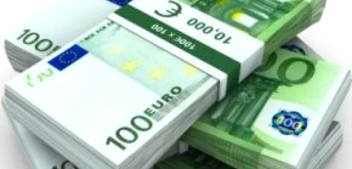 Euro, la cel mai scăzut nivel al ultimelor două luni