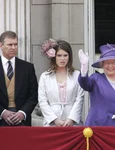 Prințul Andrew aka Andrew Mountbatten Windsor, Prințesa Eugenie, Regina Elisabeta, Prințul Philip, Prințesa Anne, în 2006   GettyImages 71228723 jpg