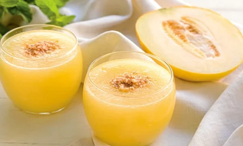 smoothie de pepee galben jpg