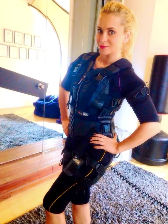paula chirila x body jpeg