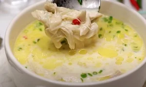 Ciorba rădăuțeană împlinește 40 de ani de când a intrat în meniurile restaurantelor  A fost inventată de o bucătăreasă din Bucovina jpeg