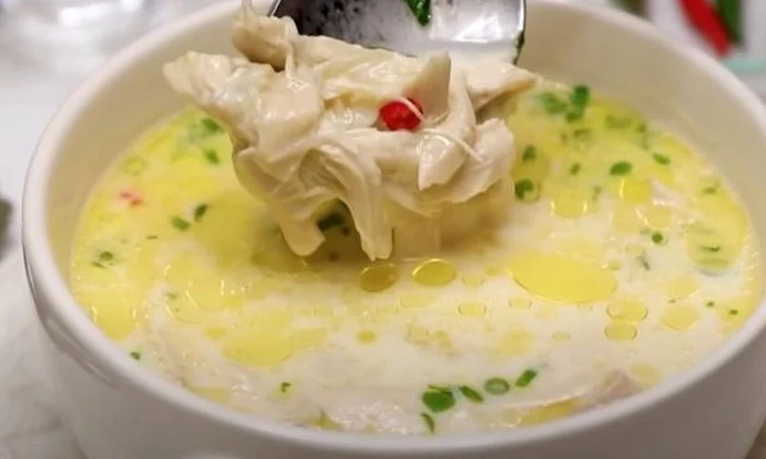 Ciorba rădăuțeană împlinește 40 de ani de când a intrat în meniurile restaurantelor  A fost inventată de o bucătăreasă din Bucovina jpeg