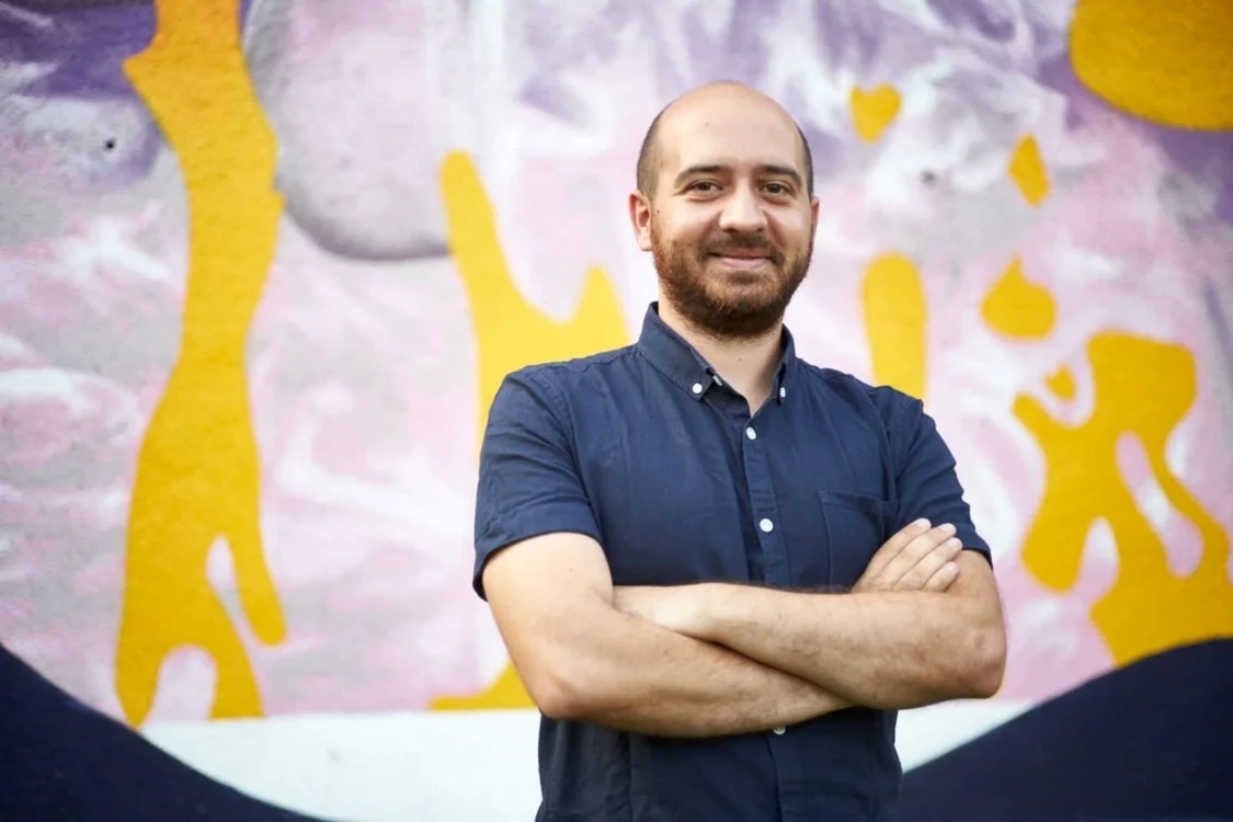 Adrian Dumitrescu lu-a găsit împlinirea în meseria de învăţător FOTO Arhivă personală A.D.
