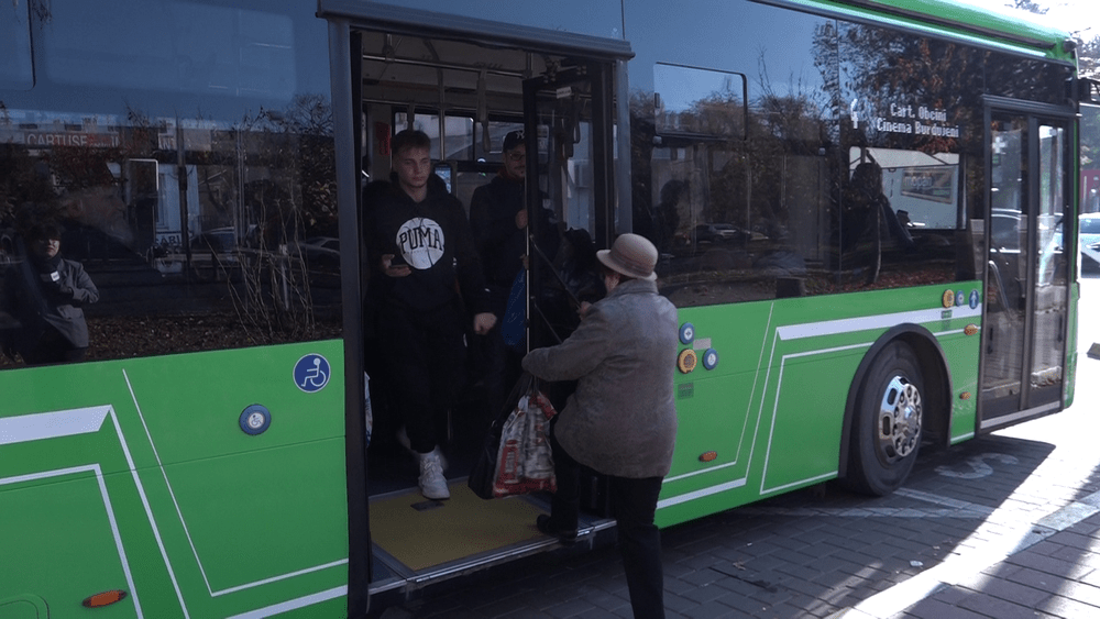De ce renunță Primăria Suceava la taxatoarele din autobuze
