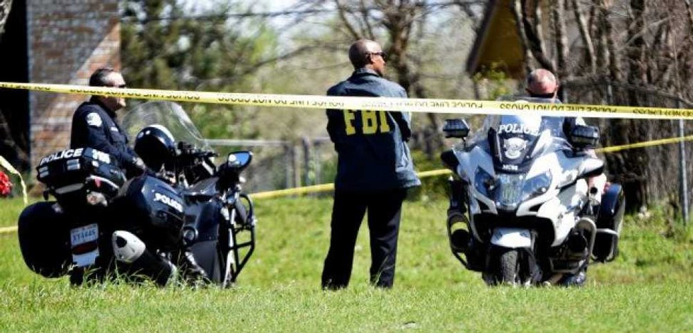 FBI a descoperit într-o locuință cea mai mare captură de dispozitive explozive din istoria sa. Erau ascunse și în frigider, alături de alimente