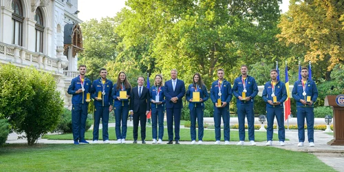 Klaus Iohannis i-a decorat pe olimpicii români la Tokyo FOTO Adm Prez