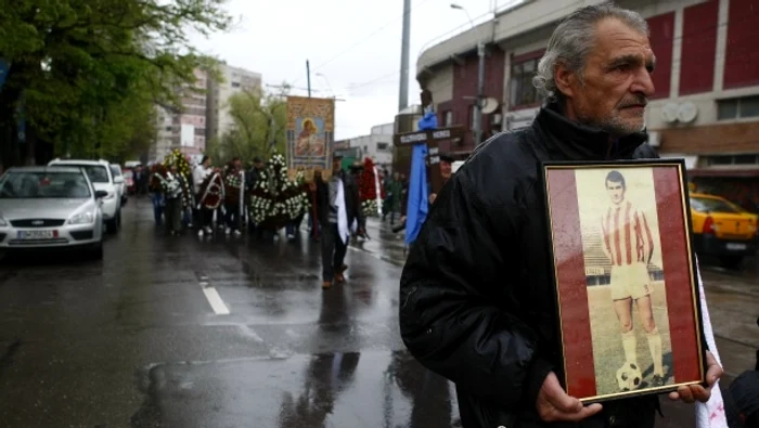 Fosta glorie a Rapidului a fost înmormântată cu onoruri