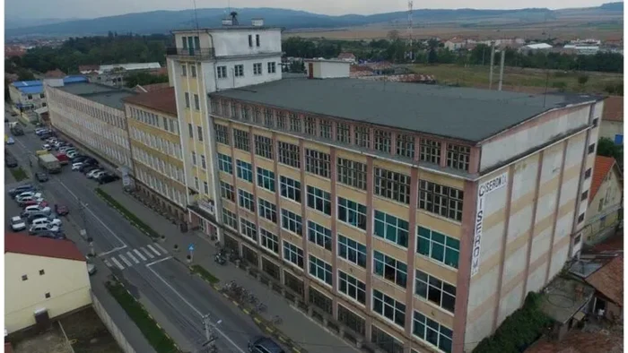 Se pune lacătul pe o fabrică din România, veche de 98 de ani.