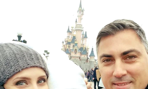 Alex Ciucu Alina Sorescu Disneyland Paris jpeg