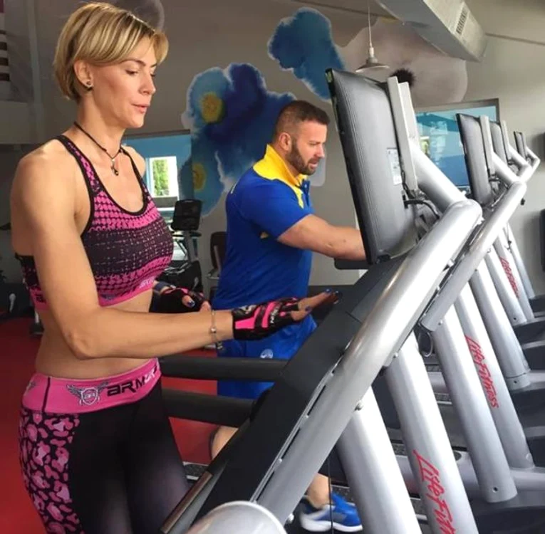 Gabi Toncean şi Roxana Ciuhulescu