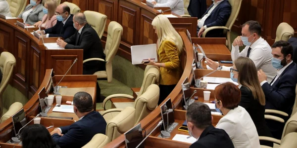 Parlament Moldova