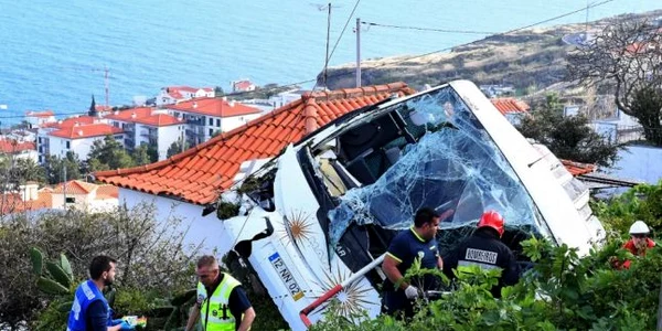 Accident microbuz Madeira FOTO AFP