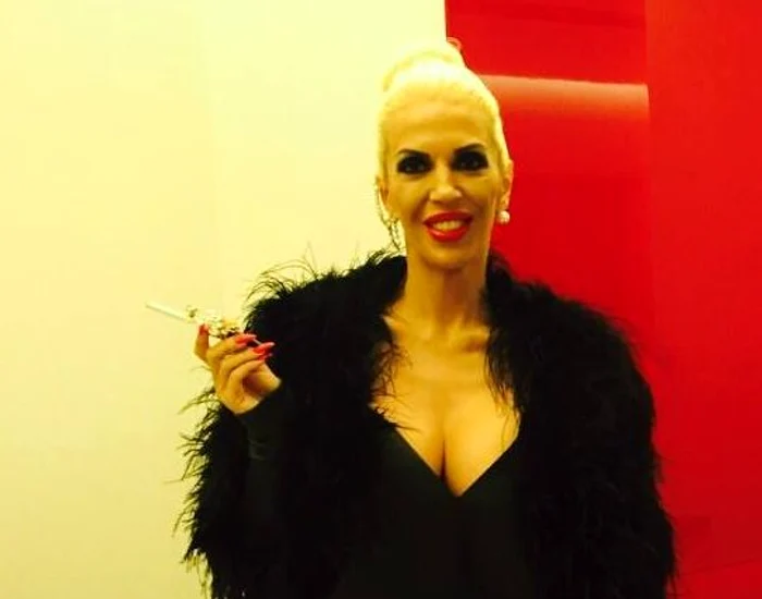 Raluca Bădulescu a investit mult timp și mulți bani pentru noul ei zâmbetFoto: captură video Teo Show