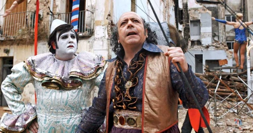 Lumea circului din filmul lui Alex de la Iglesia este un pretext pentru meditaţie