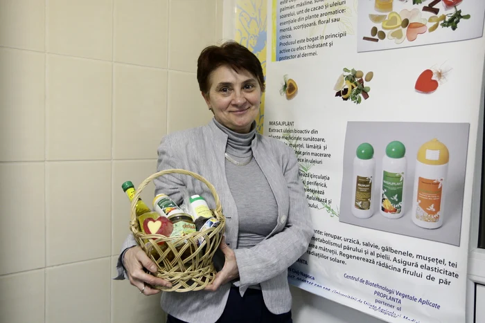 Prof. dr. Carmen Socaciu a descoperit un mod nou de extragere a cătinei
