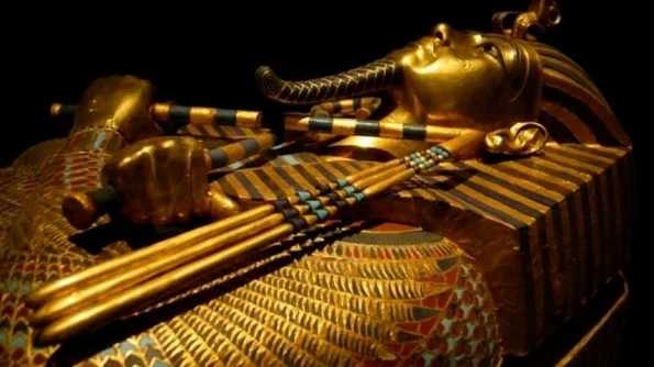 Sicriul lui Tutankhamon, cel mai scump din istorie jpeg