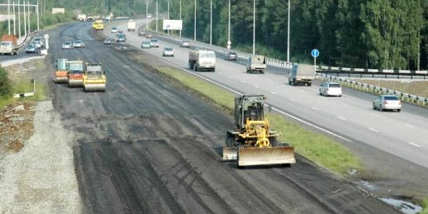 Lucrările de reabilitare a drumului național între Bumbeşti Jiu şi Petroşani vor începe în cel mult două luni