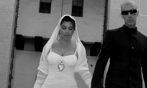 nunta lui Kourtney Kardashian cu Travis Barker jpg