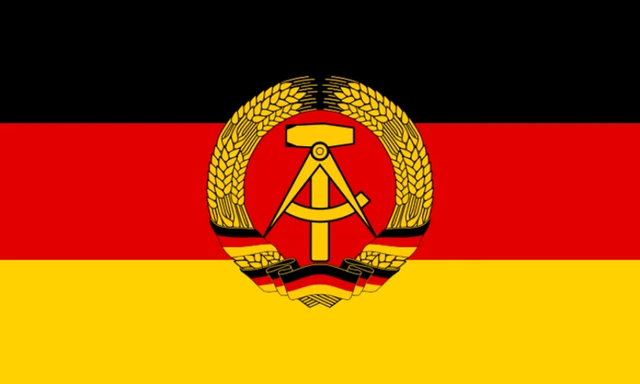 7 octombrie: Zona de ocupaţie sovietică din Germania devine Republica Democrată Germană png