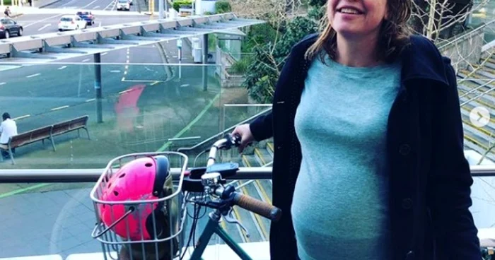 Julie Genter a mers cu bicleta la spital pentru a naşte Foto: Instagram/julieannegenter