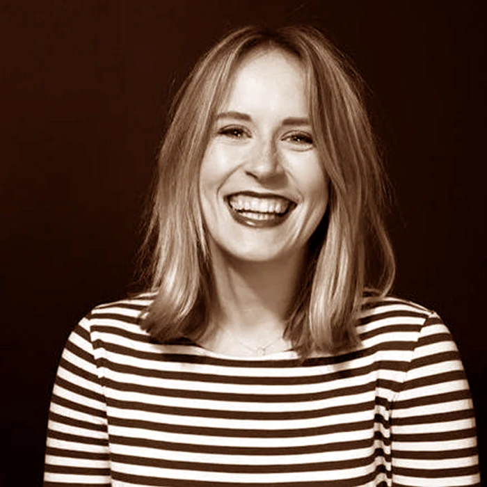 Brogan Driscoll, senior editor al publicației Huffington Post, spune că orice femeie trebuie să facă în așa fel încât să se simtă bine în pielea ei