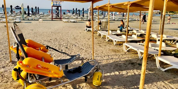 plaja pentru persoane cu nevoi speciale asociatia impreuna pentru viitor constanta
