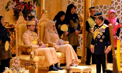 Prințul Abdul Malik și Dayangku Raabi'atul 'Adawiyyah Pengiran Haji Bolkiah, profimedia 0238406639 profimedia 0238408690 jpg