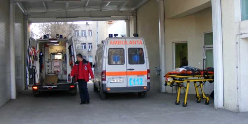 Ploieşti: Ambulanţa nouă va face deplasări la urgenţele majore