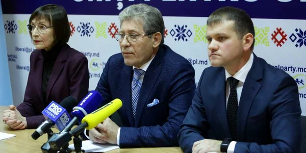 Mihai Ghimpu privesc.eu