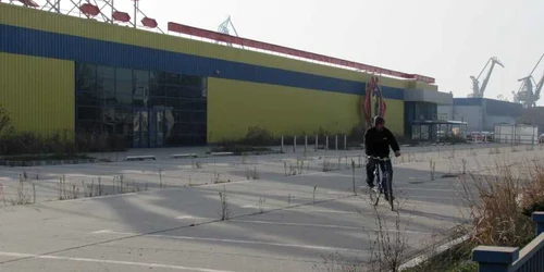 Şi agentul de pază Cătălin Stoica aşteaptă revitalizarea zonei